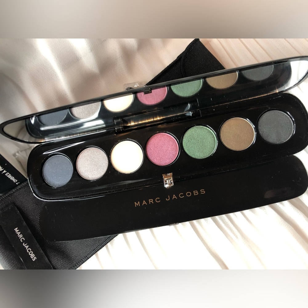 NIB Marc Jacobs Style Eye-Con No. 7 Plush Eyeshadow Palette 208 The Vamp